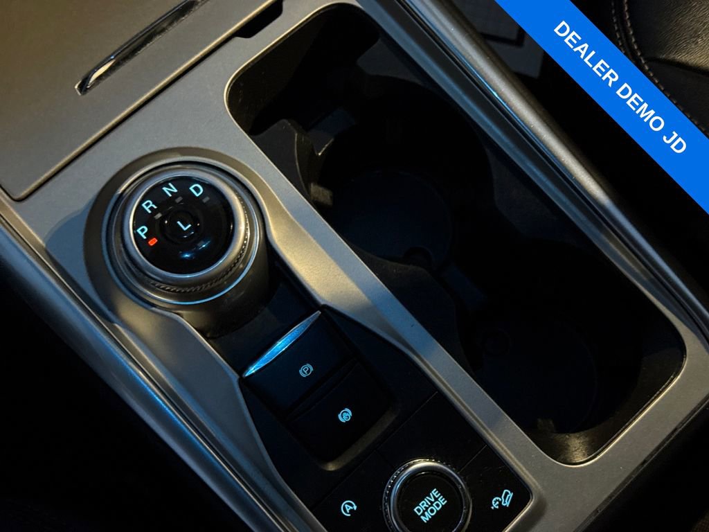 Used 2023 Ford Explorer XLT w/ Equipment Group 202A image 27