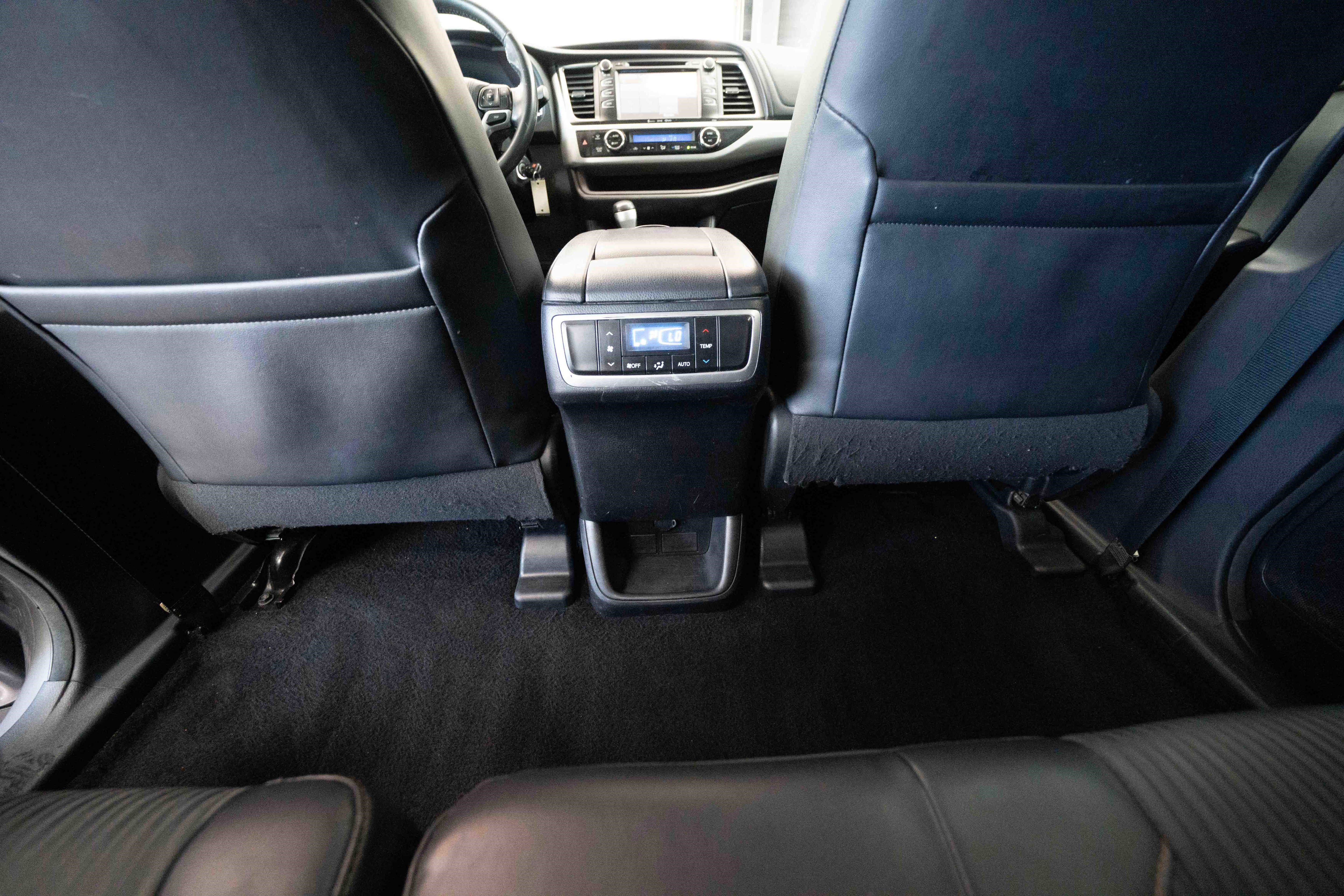 Used 2016 Toyota Highlander Plus AWD/4WD image 22