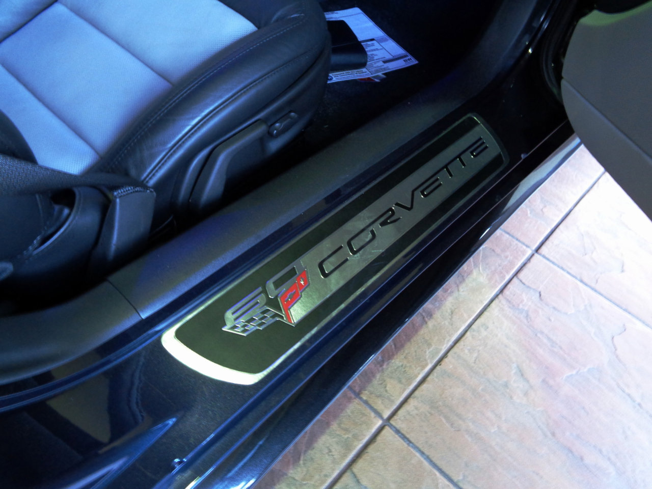 Used 2013 Chevrolet Corvette Grand Sport w/ 2LT Preferred Equipment Group image 9