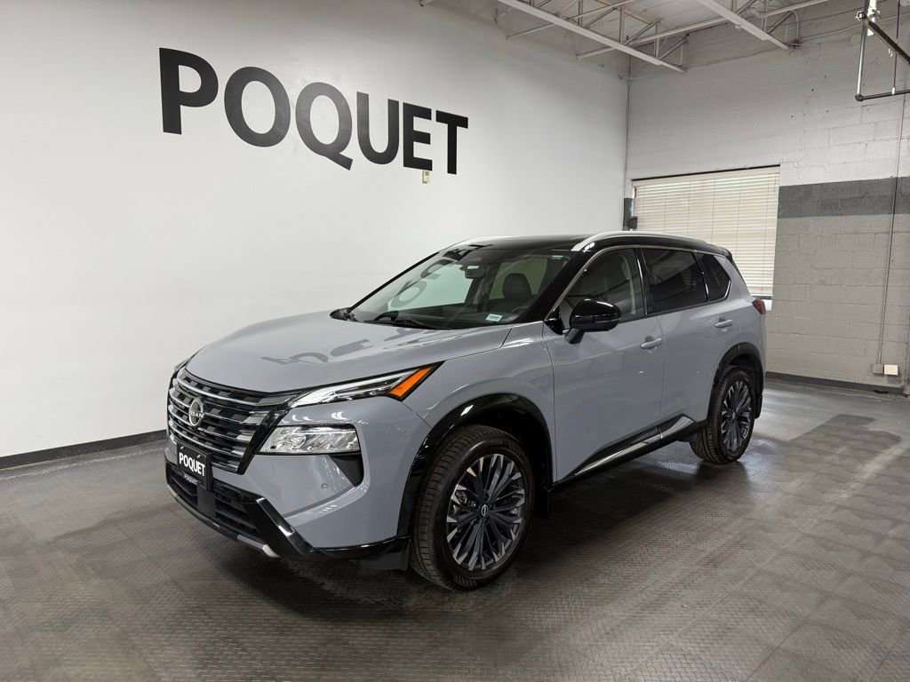 Used 2024 Nissan Rogue Platinum w/ Platinum Premium Package image 2