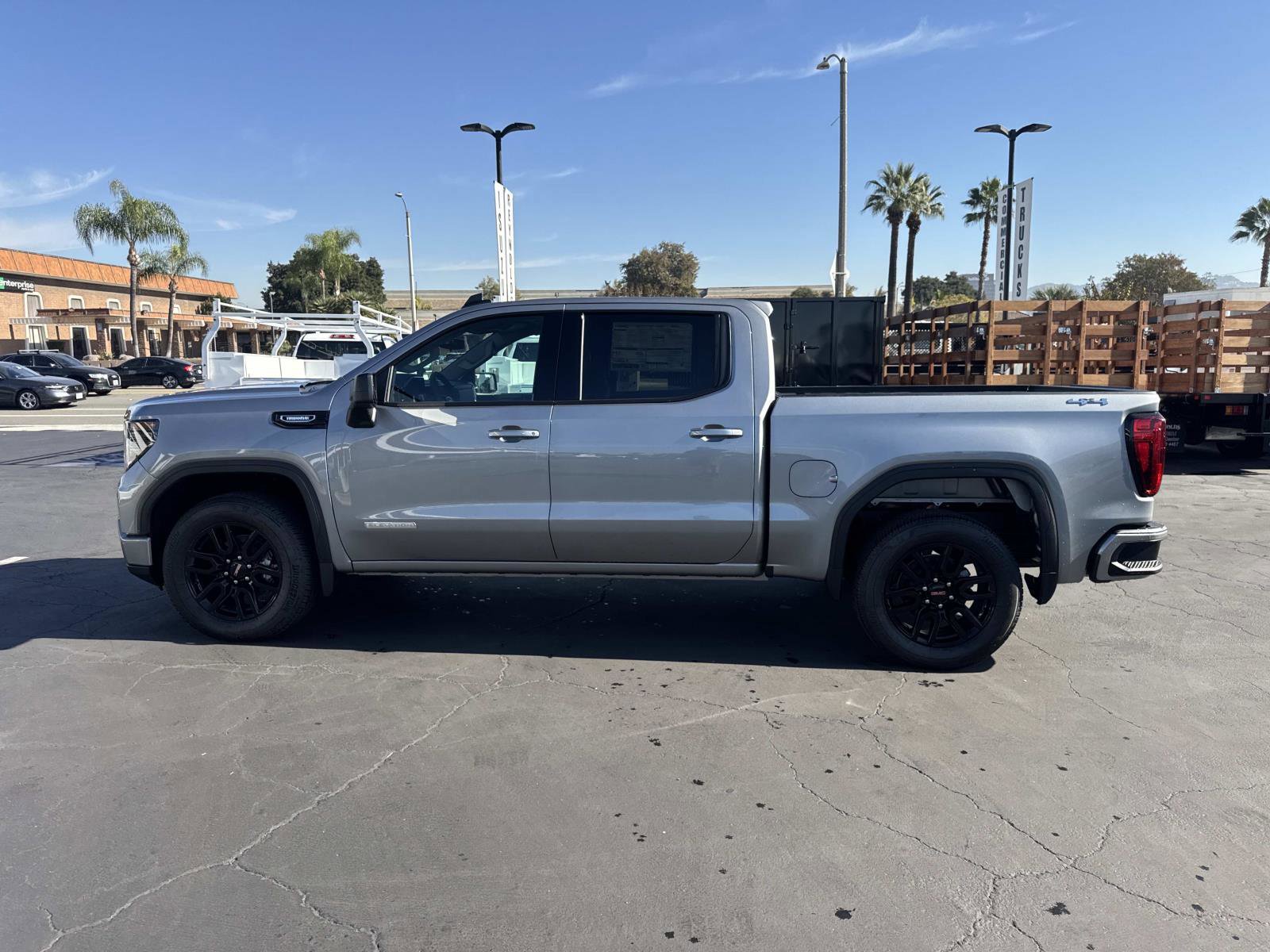 New 2026 GMC Sierra 1500 Elevation image 8