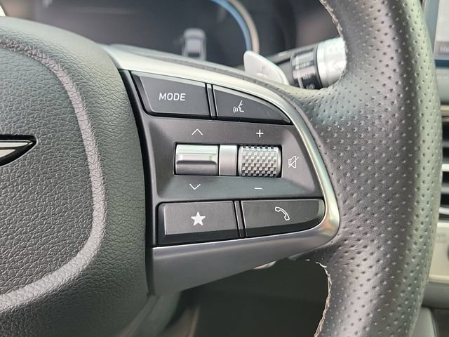 Used 2025 Genesis G70 2.5T AWD/4WD image 22
