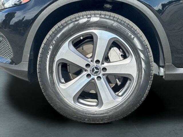 Used 2019 Mercedes-Benz GLC 300 4MATIC image 34