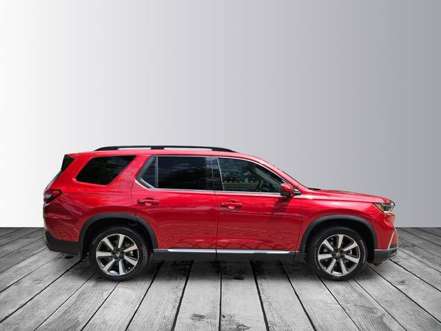 Certified 2025 Honda Pilot Touring image 6