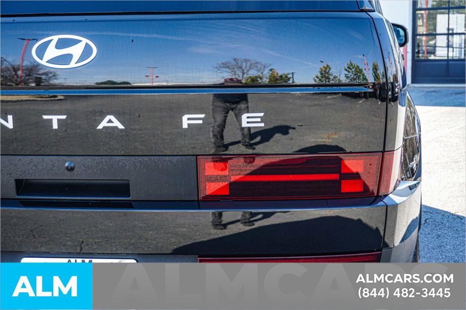 Used 2025 Hyundai Santa Fe SEL image 12