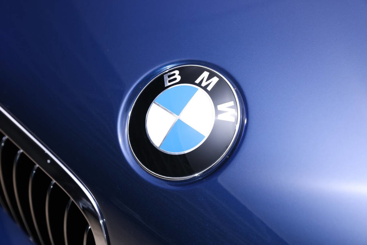 Used 2004 BMW M3 Coupe image 30