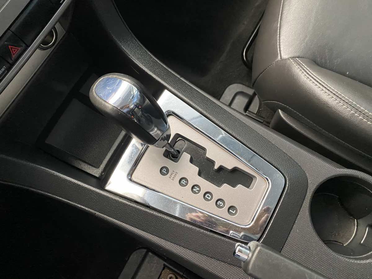 Used 2010 Dodge Avenger R/T w/ Premium Convenience Group image 17