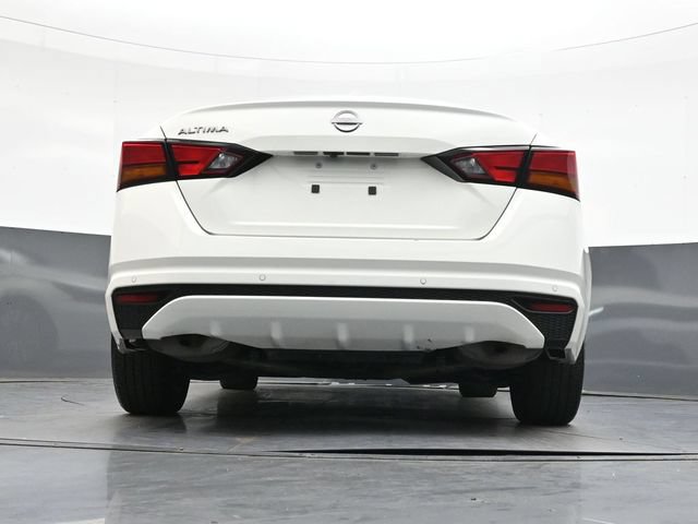 Used 2025 Nissan Altima 2.5 SV FWD image 36