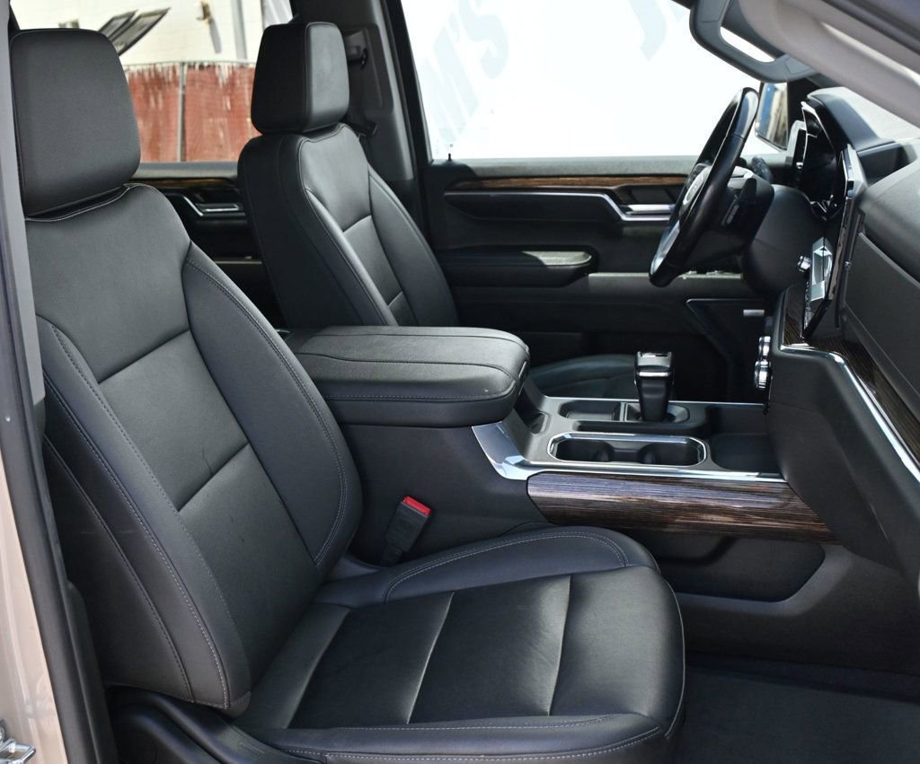 Used 2023 GMC Sierra 1500 Elevation w/ Elevation Premium Package AWD/4WD image 22