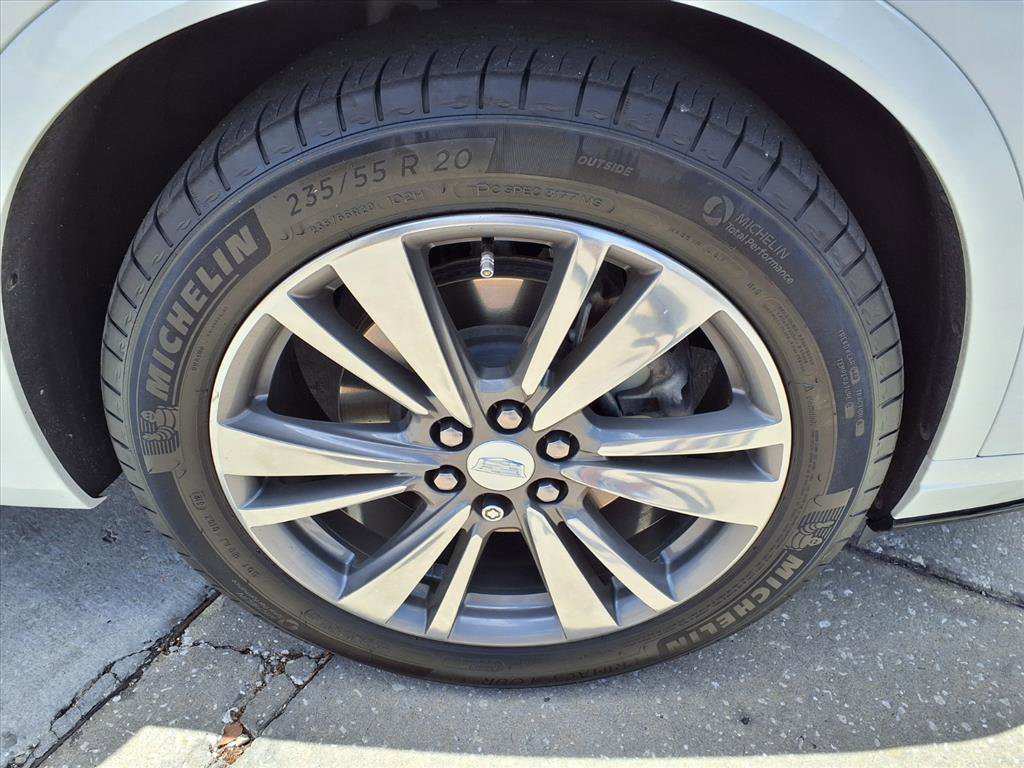 Used 2021 Cadillac XT6 Premium Luxury FWD image 7