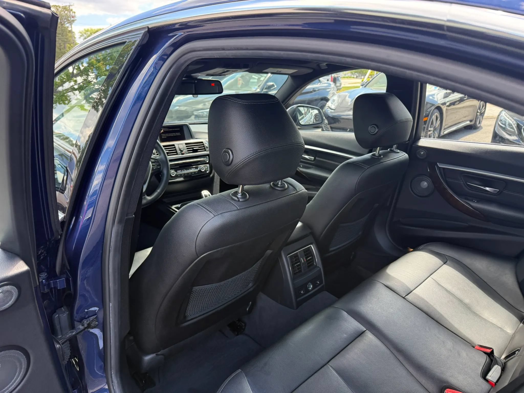 Used 2016 BMW 340i Sedan RWD image 15