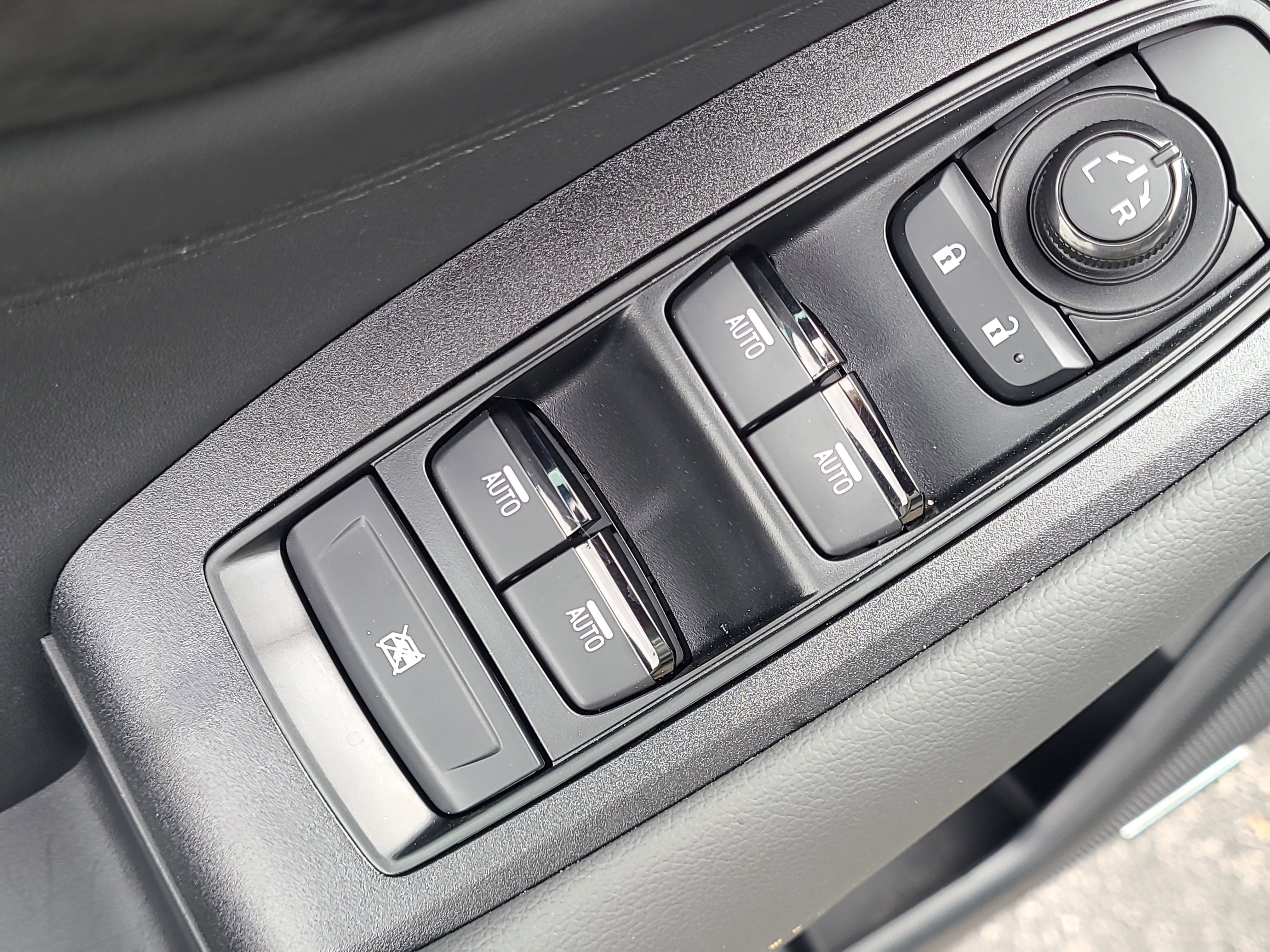 Certified 2025 Subaru Outback Wilderness image 20