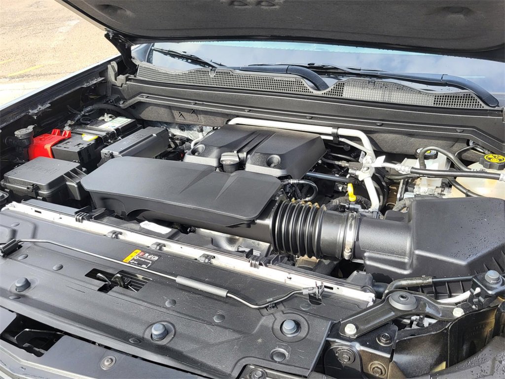 Used 2023 Chevrolet Colorado LT w/ LT Convenience Package III image 33