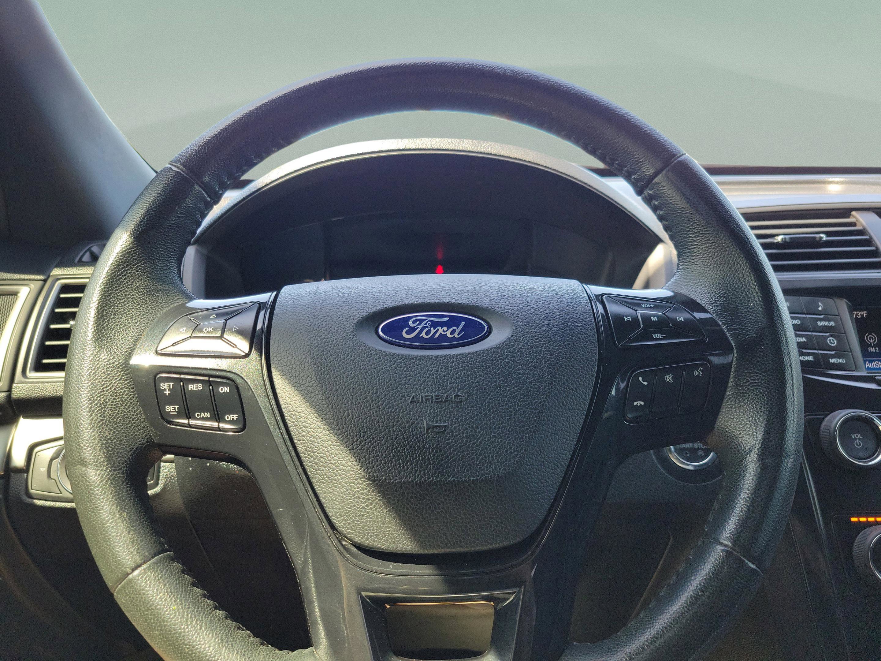 Used 2018 Ford Explorer XLT FWD image 20