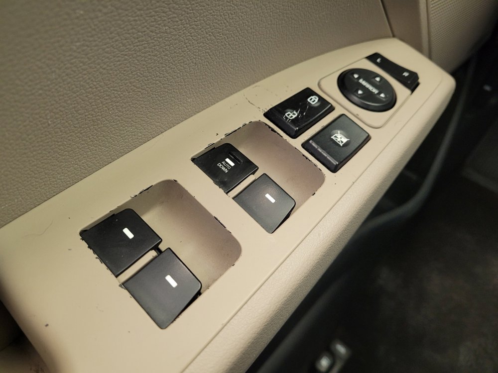 Used 2020 Hyundai Elantra SE image 27