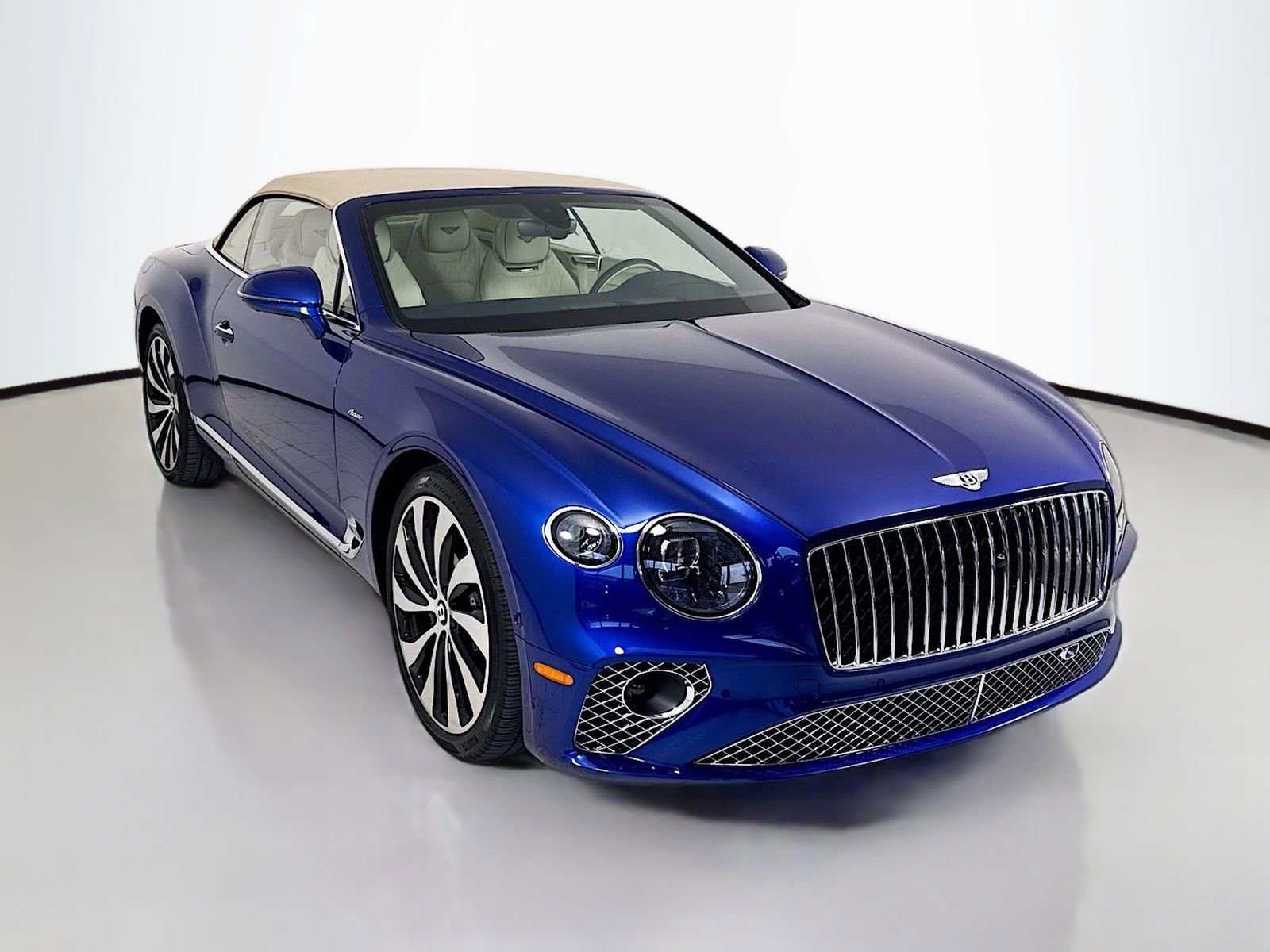 Used 2024 Bentley Continental GT AWD/4WD image 1