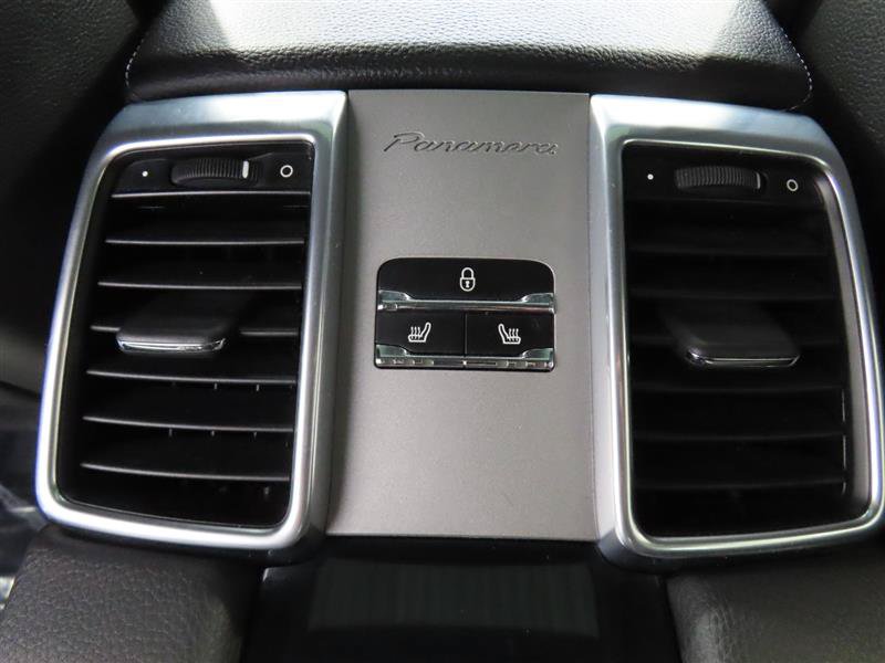 Used 2016 Porsche Panamera Edition RWD image 31