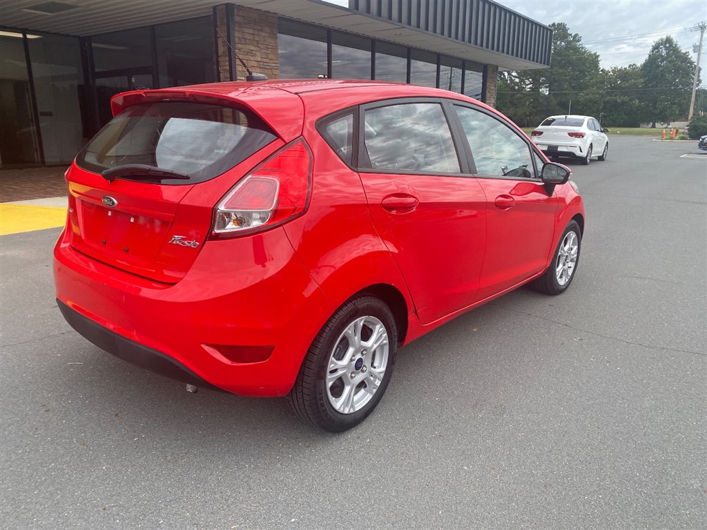 Used 2014 Ford Fiesta SE FWD image 6