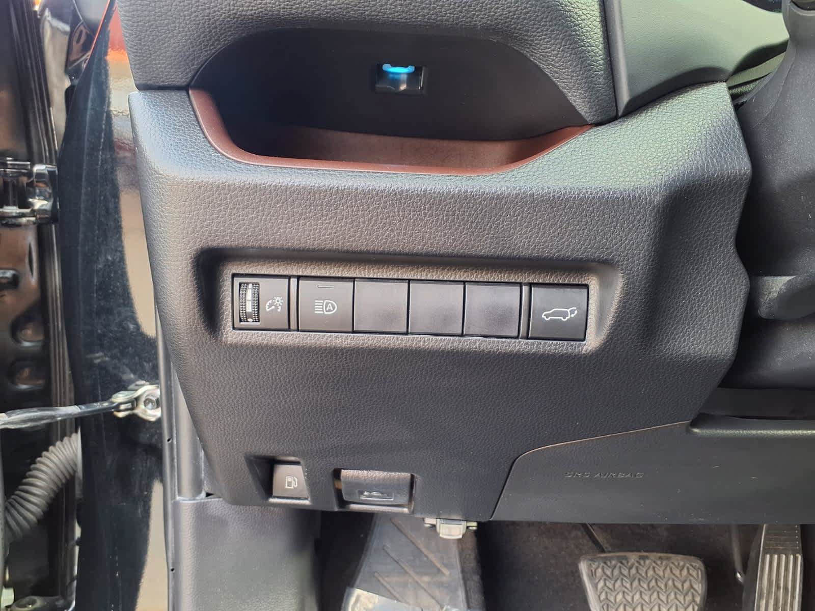 Used 2020 Toyota RAV4 Limited w/ All Weather Liner Package AWD/4WD image 20