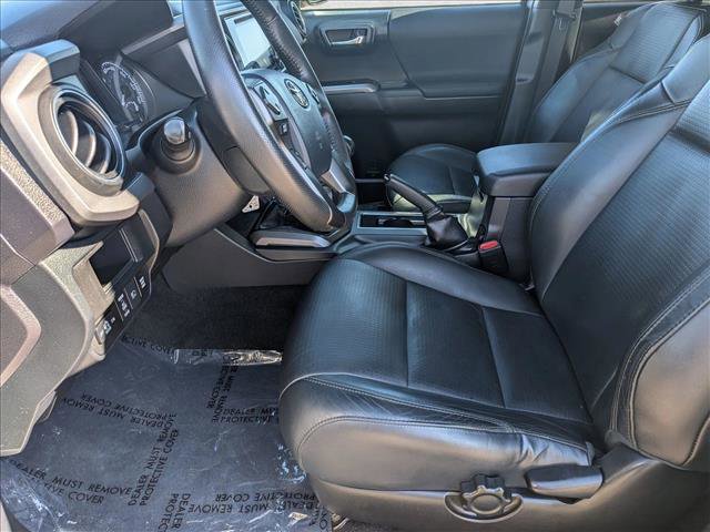 Used 2019 Toyota Tacoma TRD Off-Road image 11
