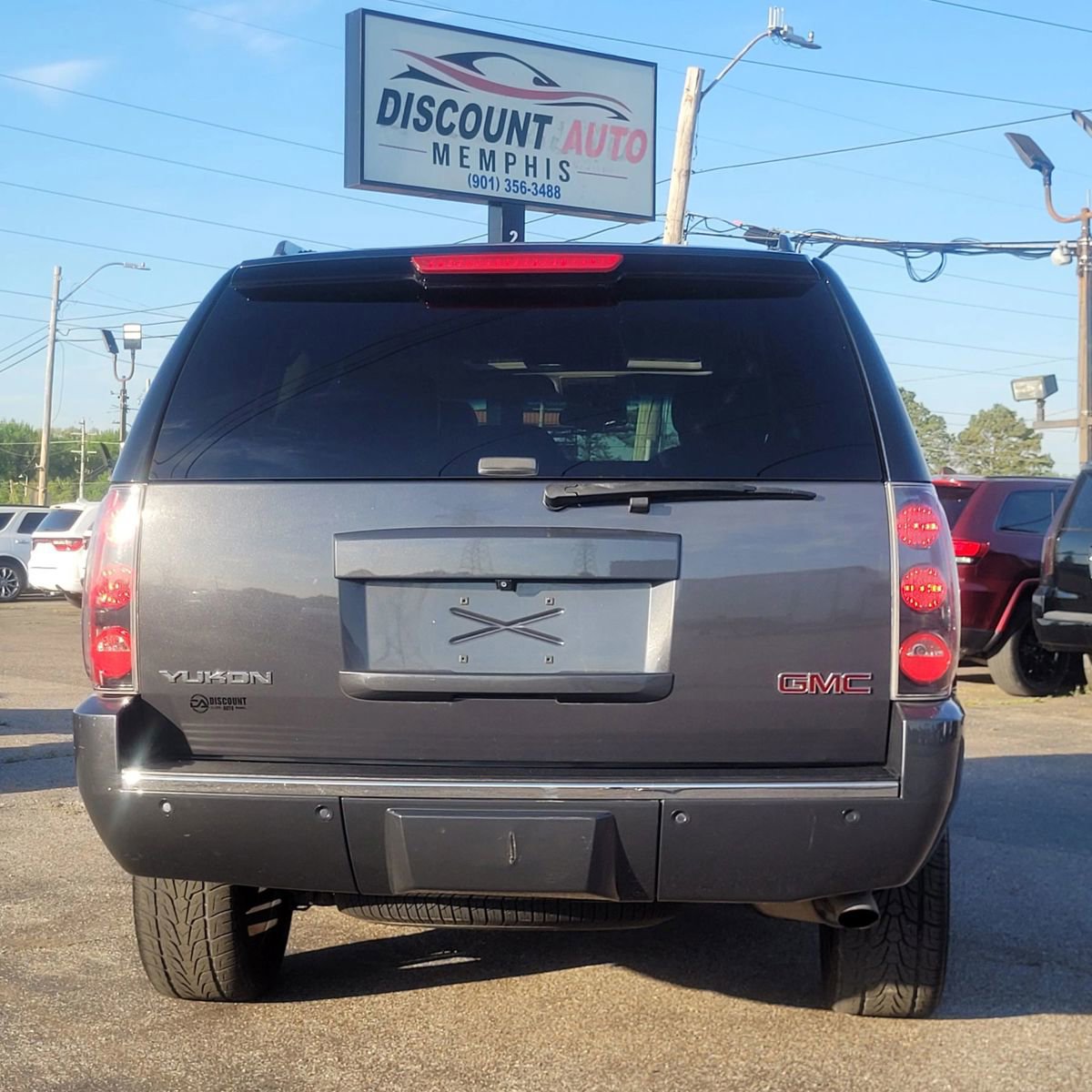 Used 2008 GMC Yukon Denali image 8