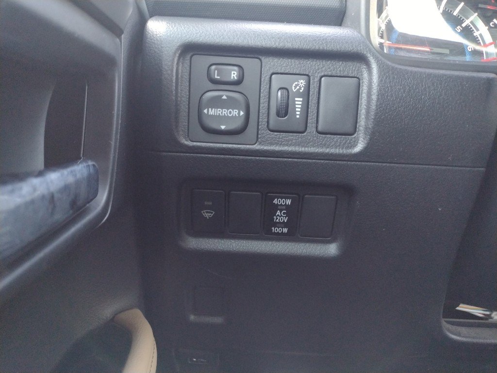 Used 2016 Toyota 4Runner SR5 Premium image 18