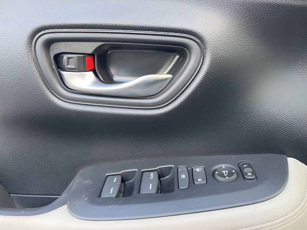 Used 2025 Honda HR-V LX image 22