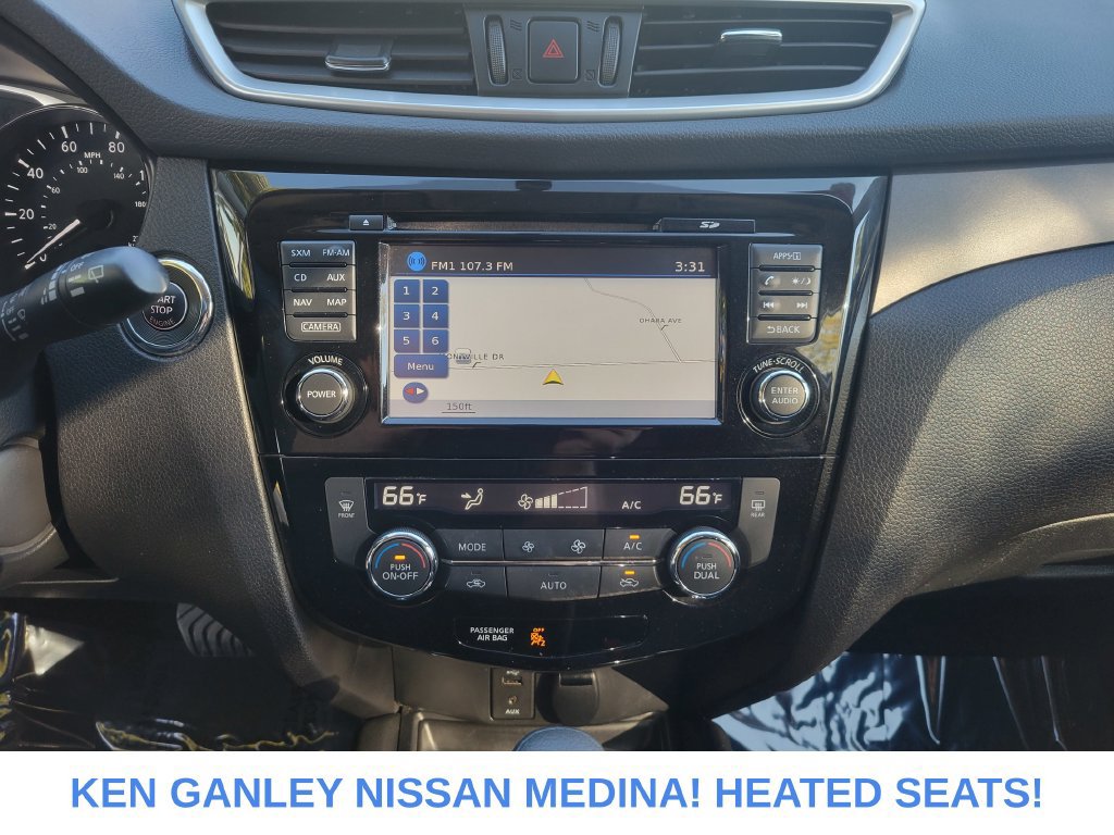 Used 2016 Nissan Rogue SV w/ SV Premium Package AWD/4WD image 26