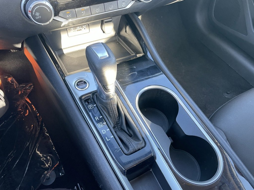 Used 2024 Nissan Altima 2.5 SV image 13