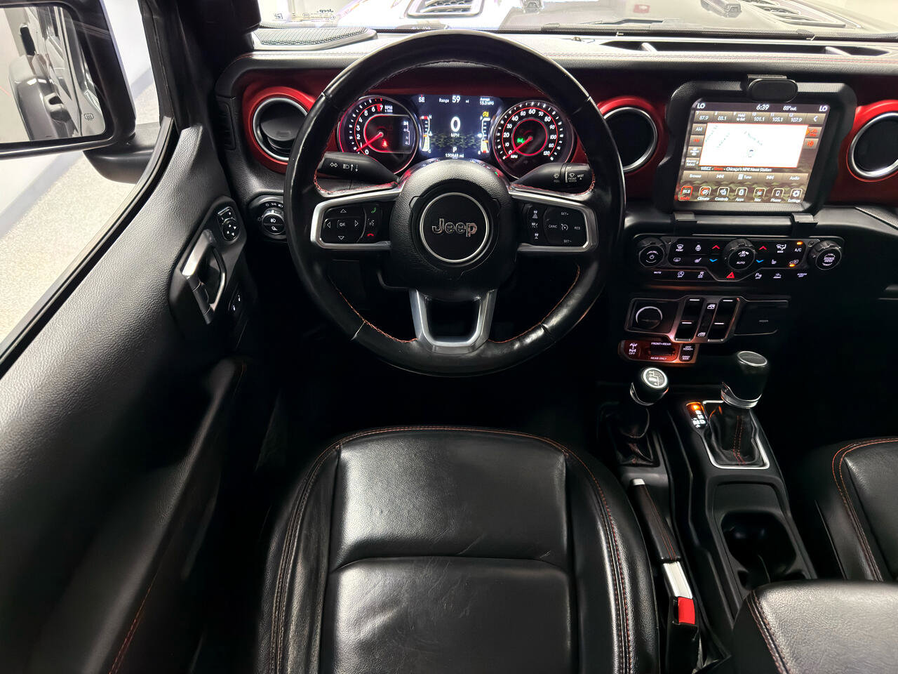 Used 2021 Jeep Gladiator Rubicon AWD/4WD image 29