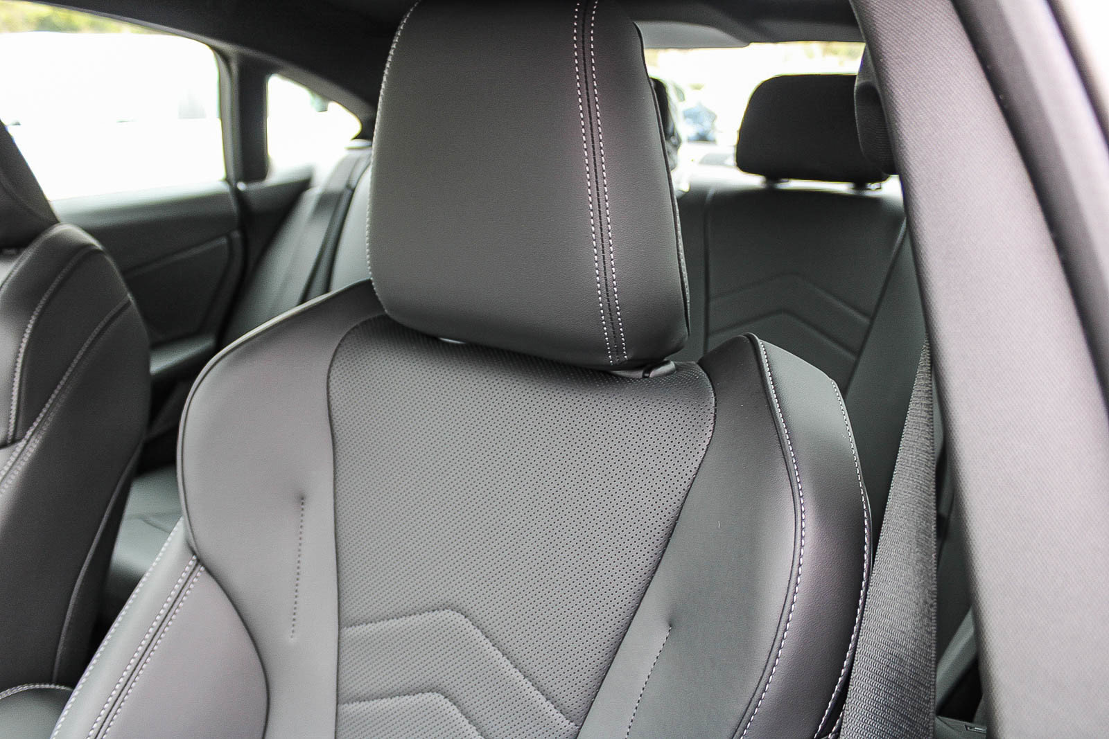 New 2026 BMW 228i w/ Technology Package FWD image 25