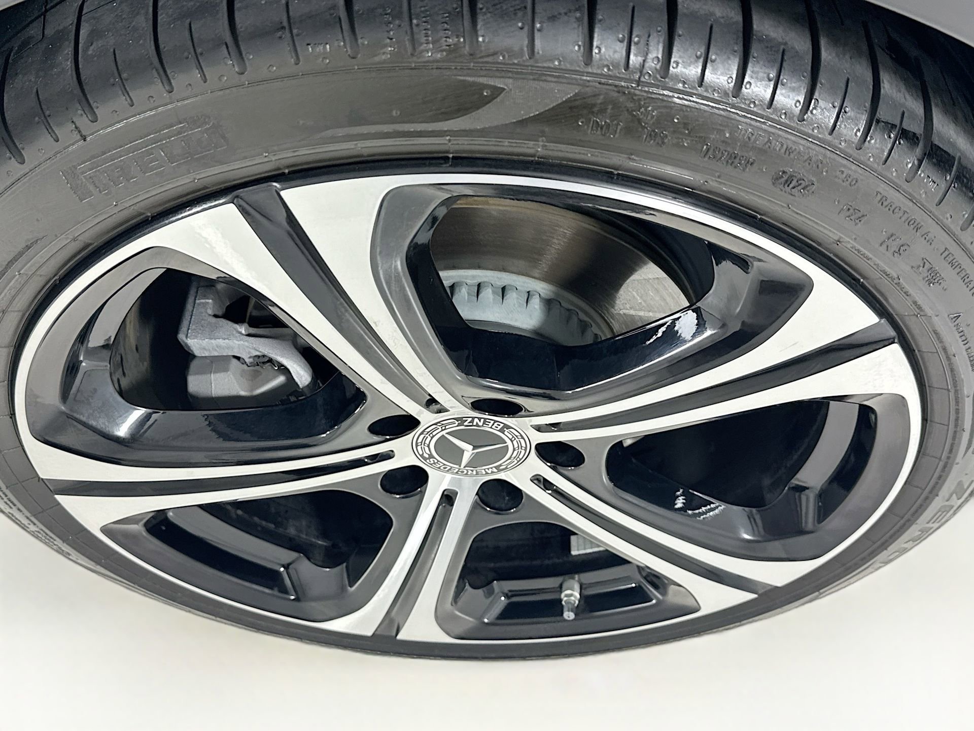 Certified 2025 Mercedes-Benz C 300 C 300 image 32