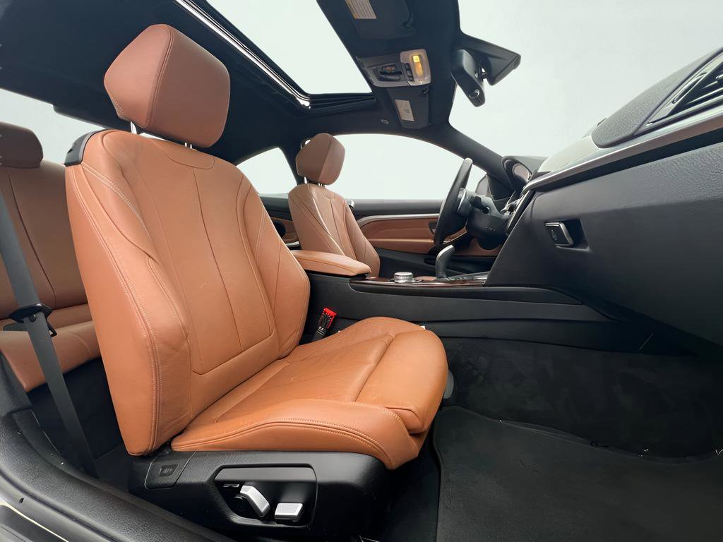 Used 2016 BMW 428i Coupe image 24