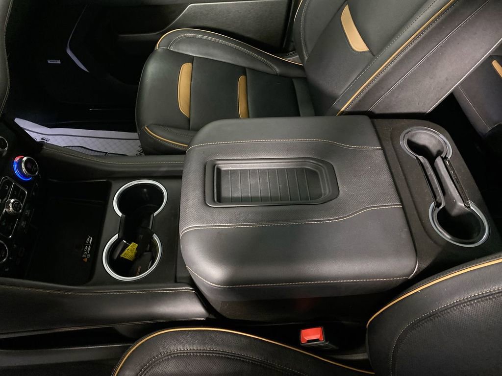 Used 2023 GMC Yukon XL AT4 w/ AT4 Premium Plus Package image 20