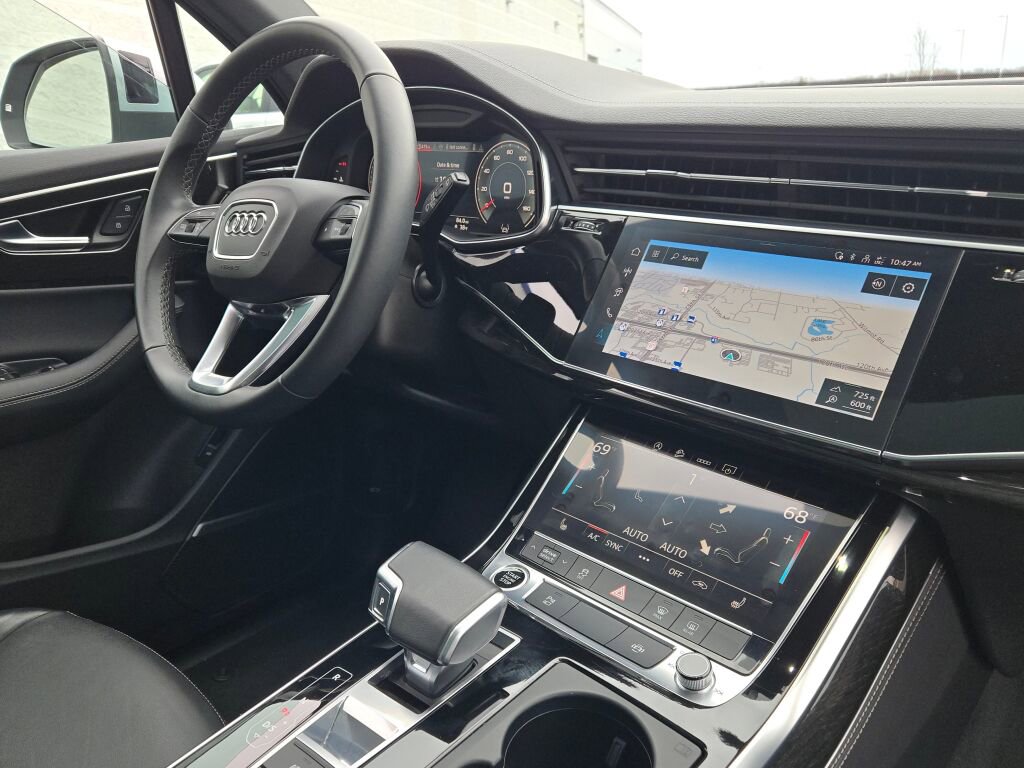 Used 2025 Audi Q7 3.0T Premium Plus image 7
