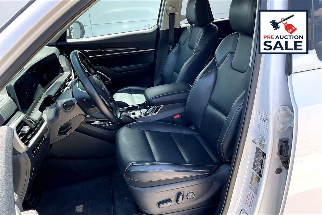 Used 2025 Kia Telluride S AWD/4WD image 25