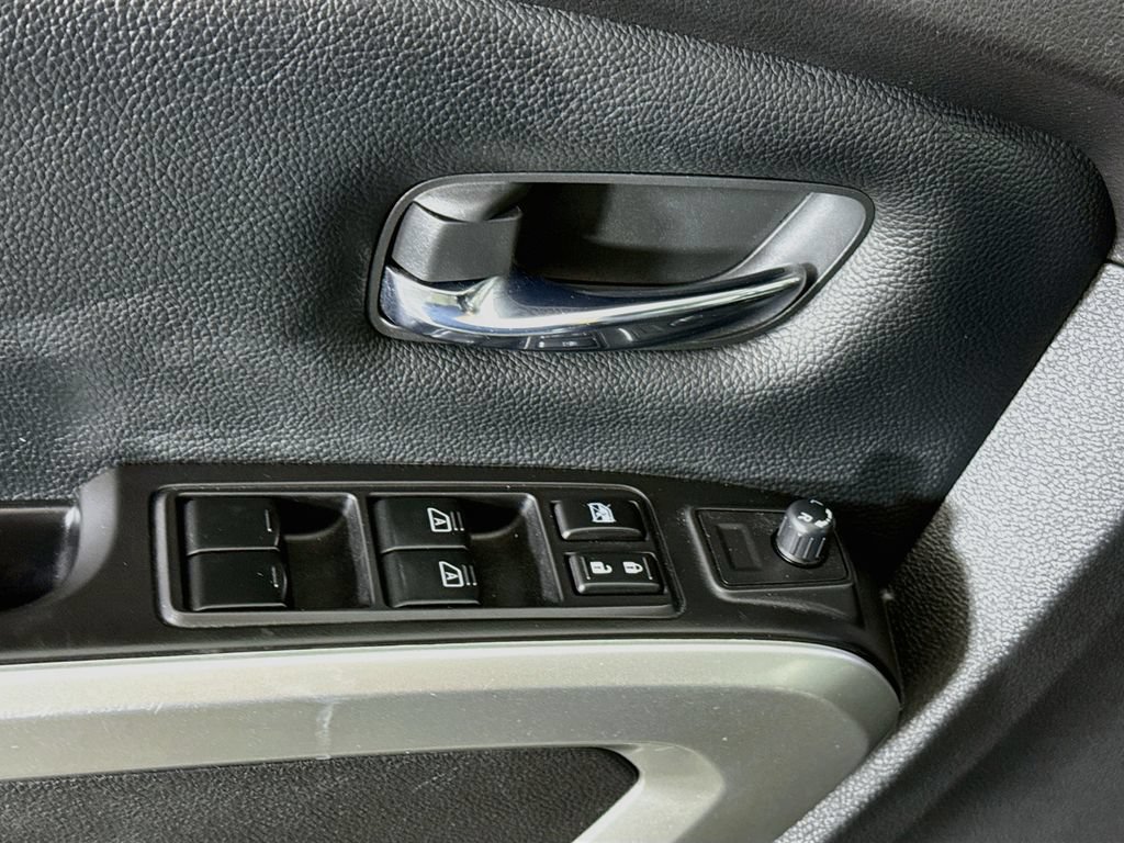 Certified 2021 Nissan Titan SV w/ SV Convenience Package AWD/4WD image 24