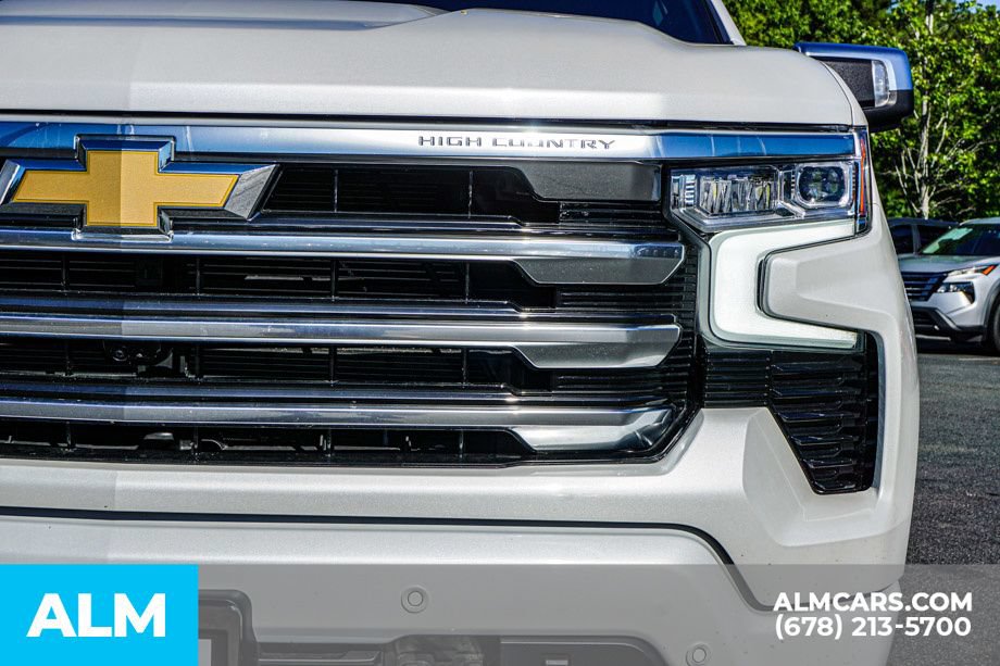 Used 2024 Chevrolet Silverado 1500 High Country w/ High Country Premium Package AWD/4WD image 11