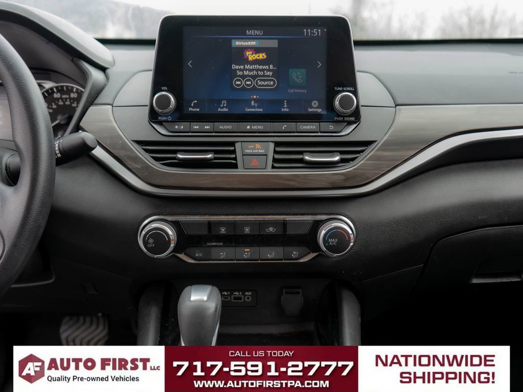 Used 2024 Nissan Altima 2.5 SV image 19