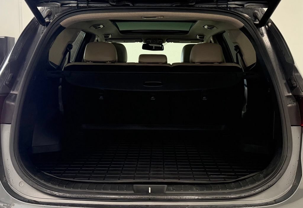 Used 2019 Hyundai Santa Fe AWD image 26