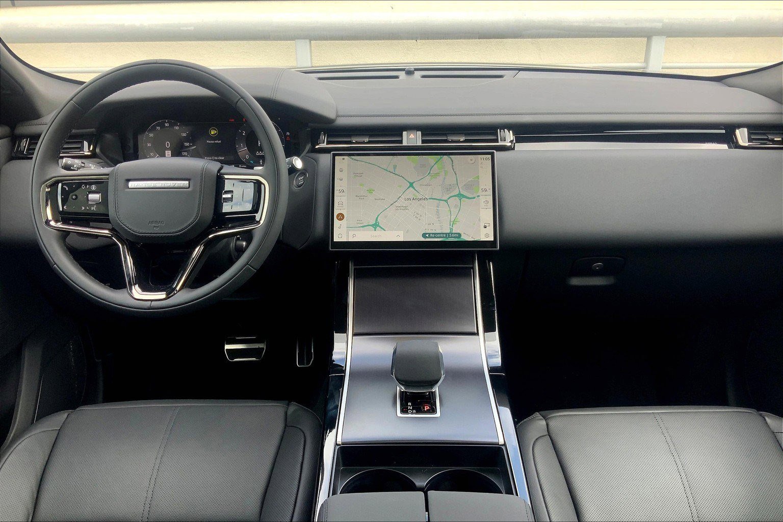 New 2026 Land Rover Range Rover Velar Dynamic SE image 13