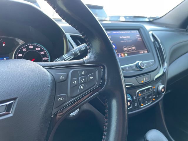 Used 2022 Chevrolet Equinox RS image 19