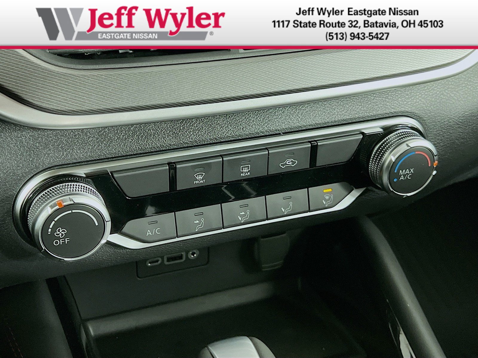 New 2025 Nissan Altima 2.5 SR FWD image 10
