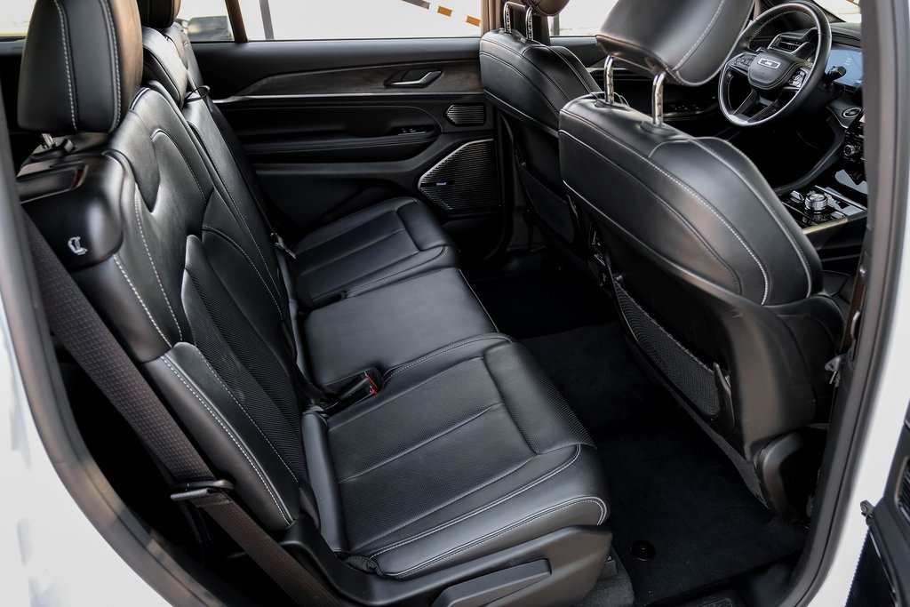 Used 2022 Jeep Grand Cherokee L Overland w/ MOPAR Finishing Package image 48