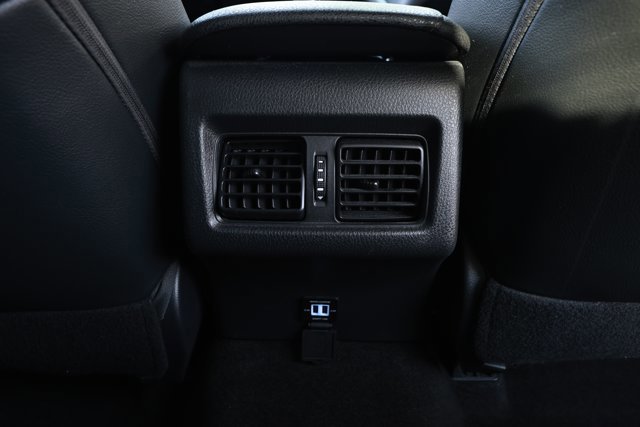 Used 2019 Toyota Camry XSE image 30