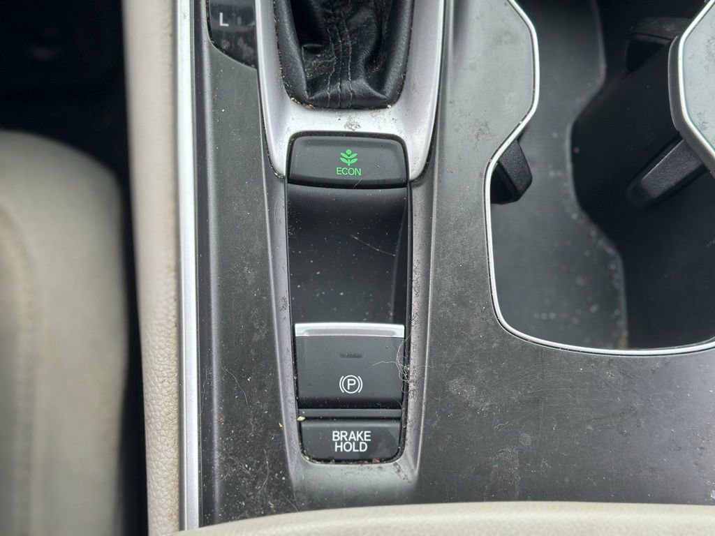 Used 2018 Honda Accord EX image 15