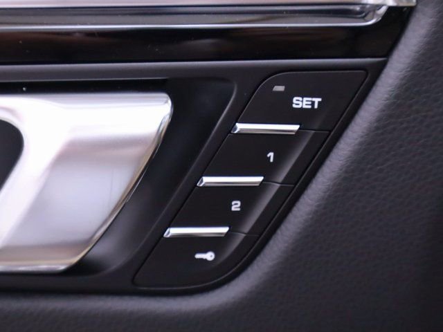 New 2024 Porsche Macan image 23