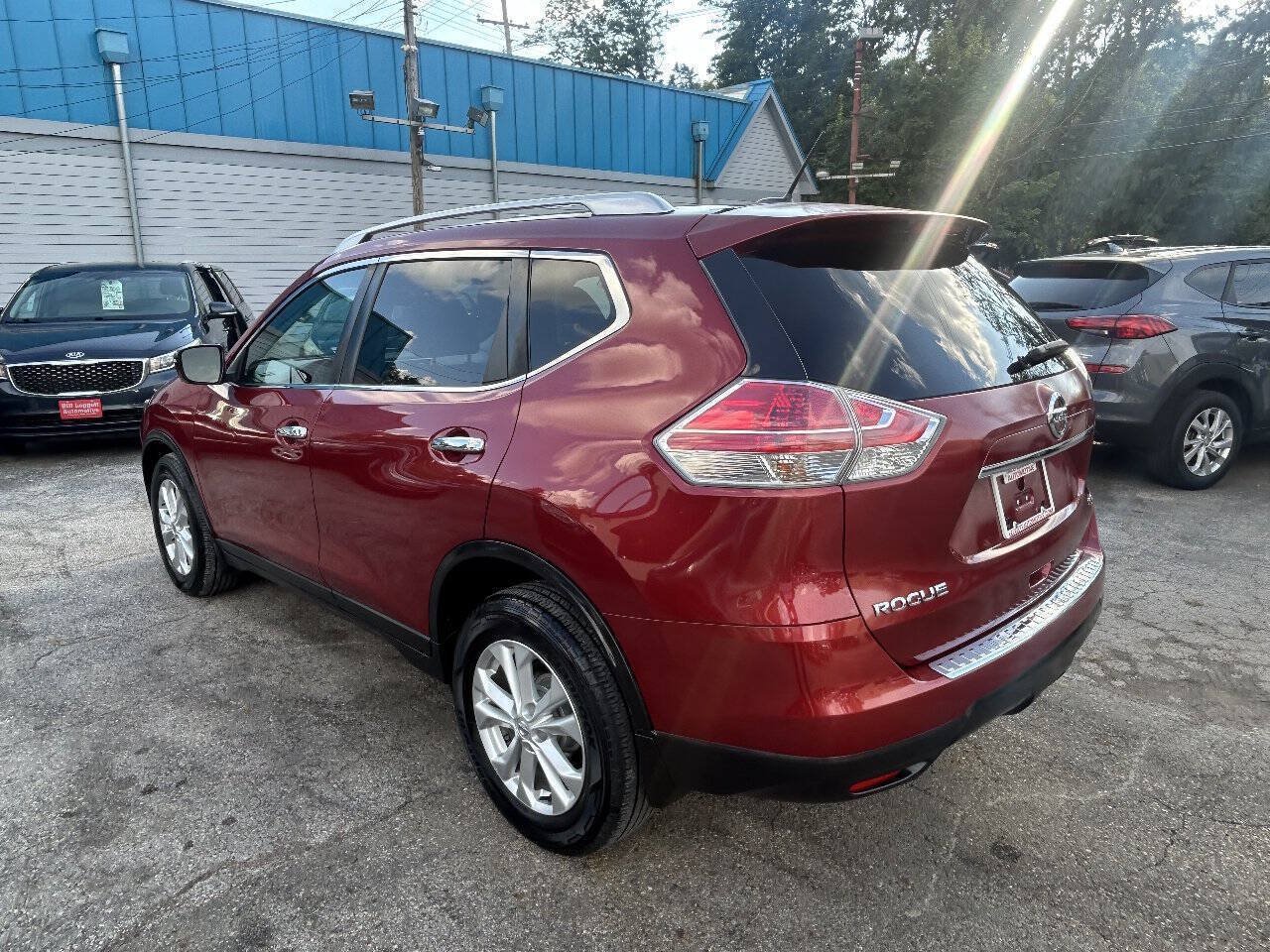 Used 2016 Nissan Rogue SV FWD image 10