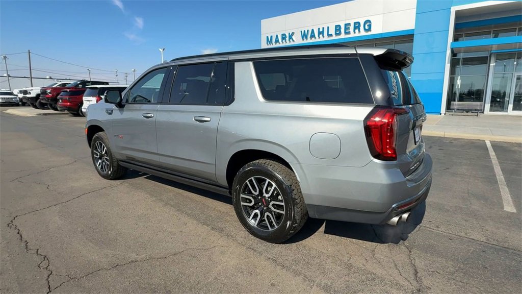 Used 2023 GMC Yukon XL AT4 w/ AT4 Premium Plus Package image 6
