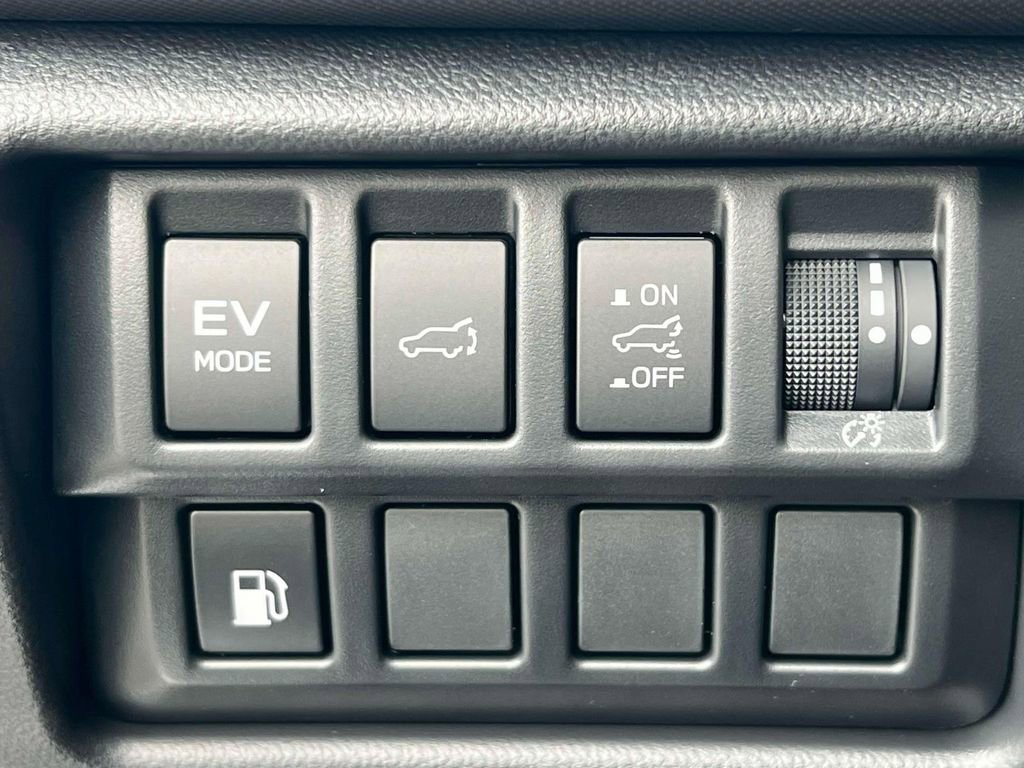 New 2025 Subaru Forester Touring w/ Touring Package image 18